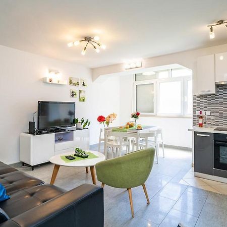Two-Bedroom Apartment Victory Дубровник Екстериор снимка