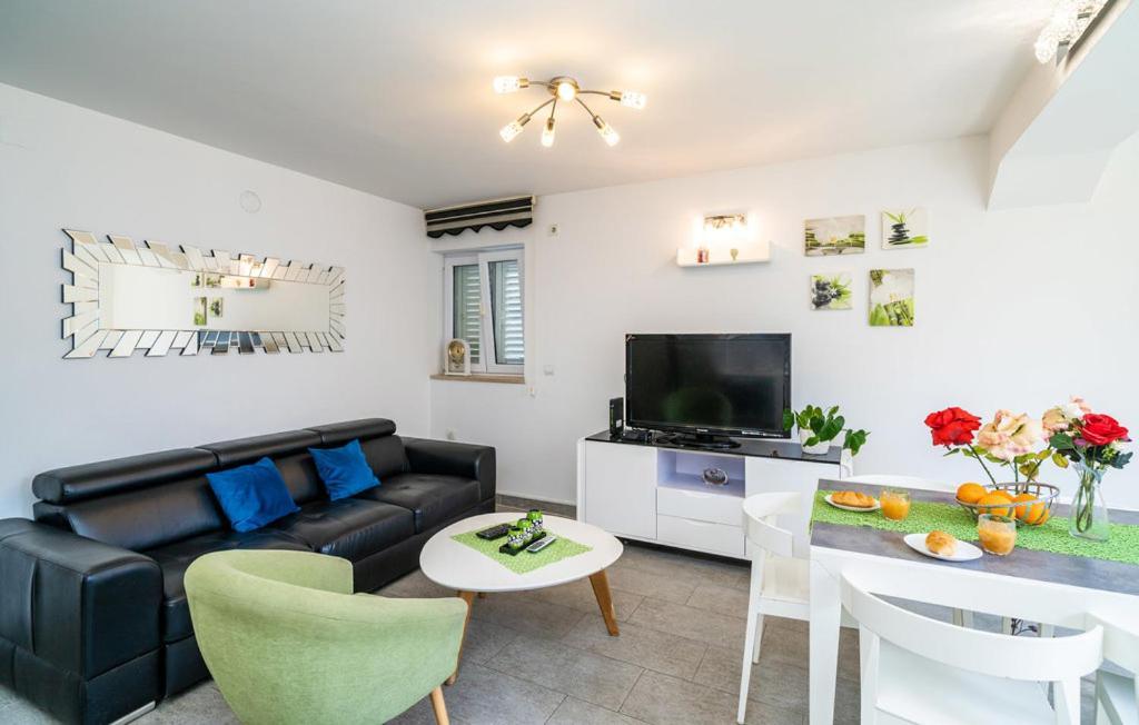 Two-Bedroom Apartment Victory Дубровник Екстериор снимка