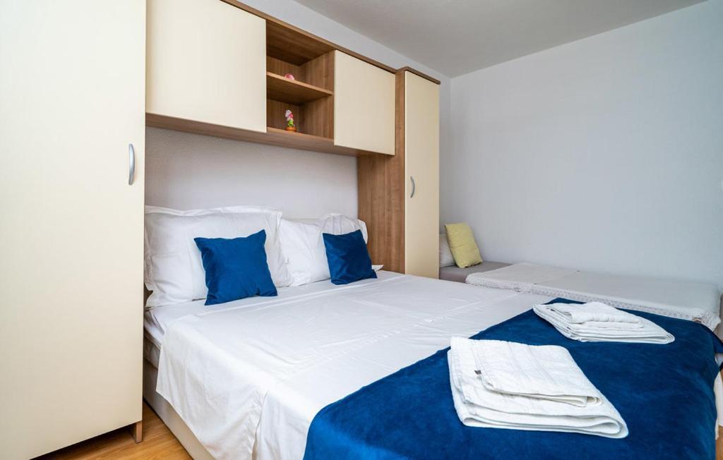 Two-Bedroom Apartment Victory Дубровник Екстериор снимка
